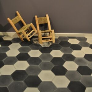 This handmade encaustic cement tile in classic style brings timeless elegance to your interior. An hexagon shape in Nordic colors.