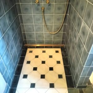encaustic-cement-tiles-octagon-creme-green-shower Handmade coved tile from Villa Tiles’ patented collection – Nordic design in marble-cement